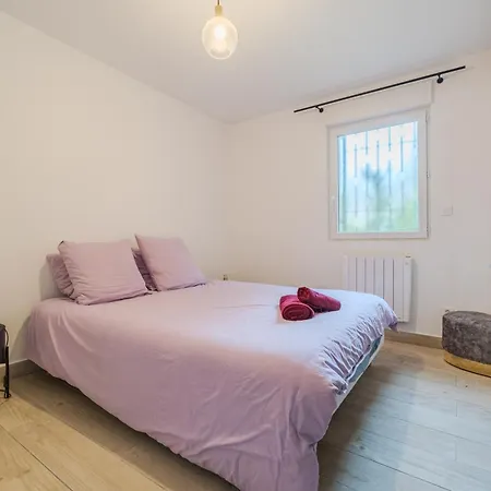 Апартаменты Busca Saint Michel - Appt Quartier Saint-michel