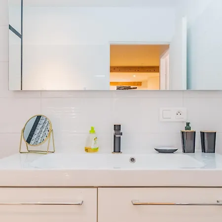 Busca Saint Michel - Appt Quartier Saint-michel Apartment
